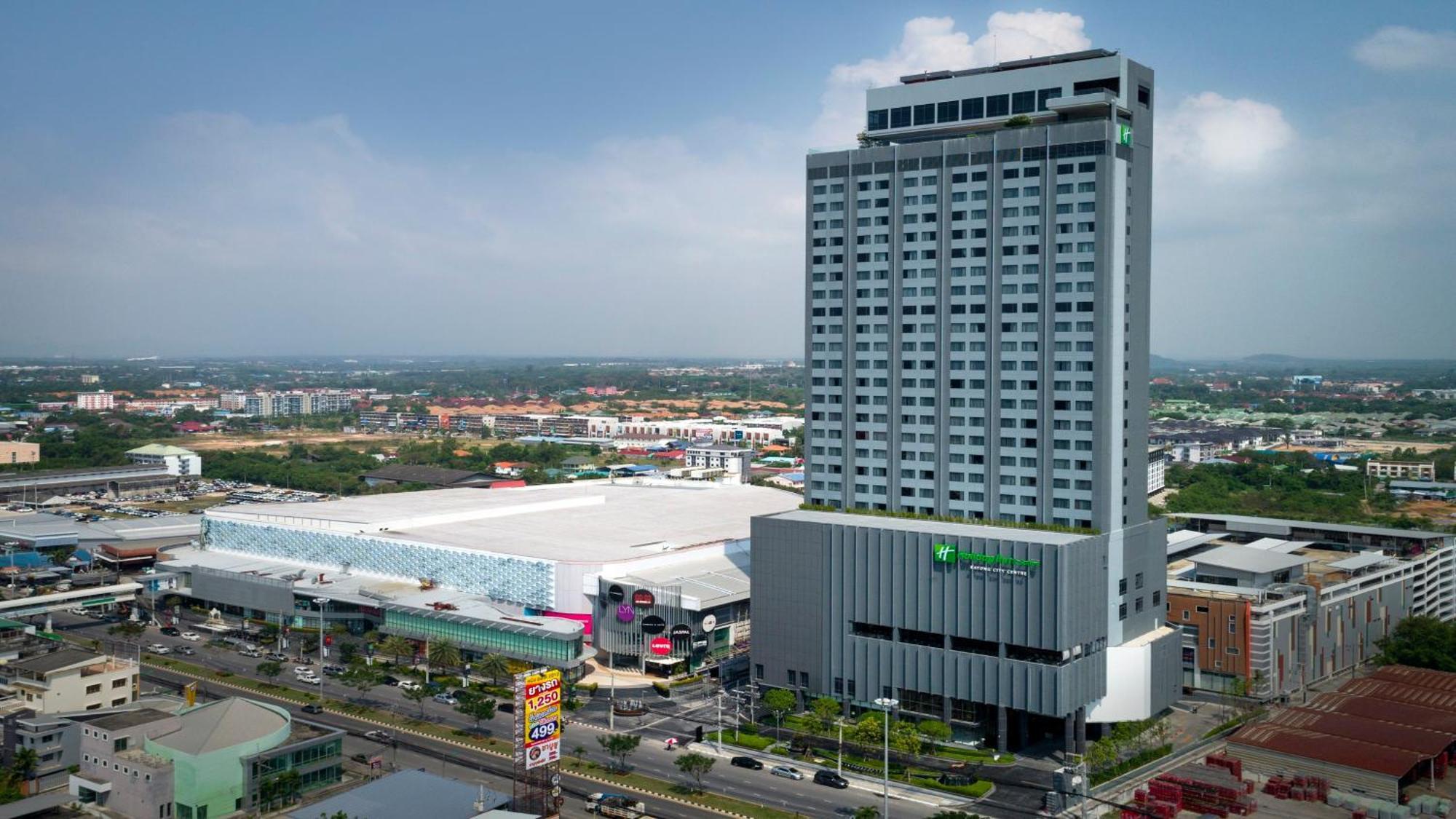 Holiday Inn & Suites Rayong City Centre, An Ihg Hotel Exterior photo